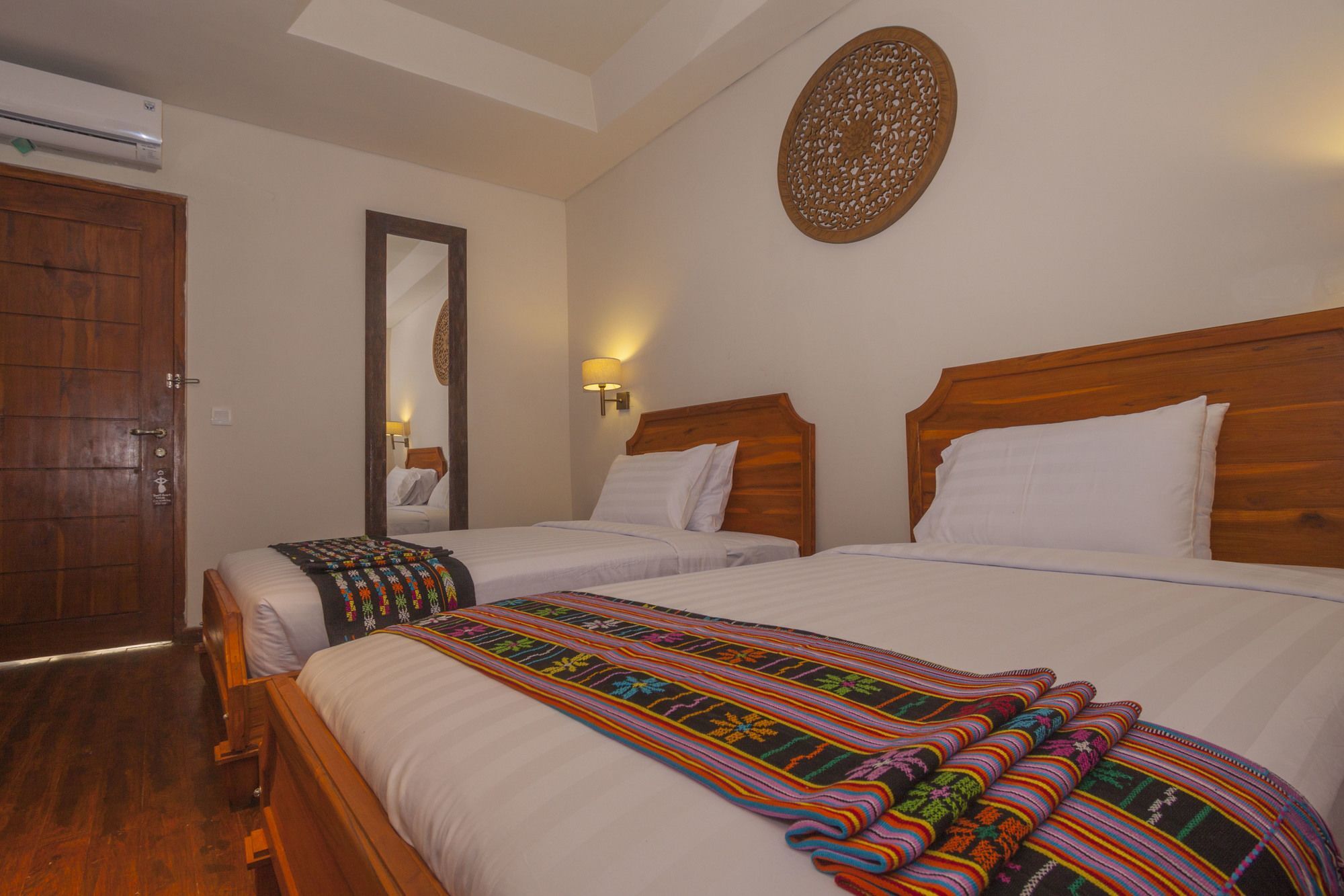 Eco Tree O'tel Hotel 2*